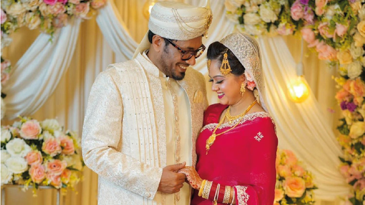বিয়ে করলেন জামিল ও মুন