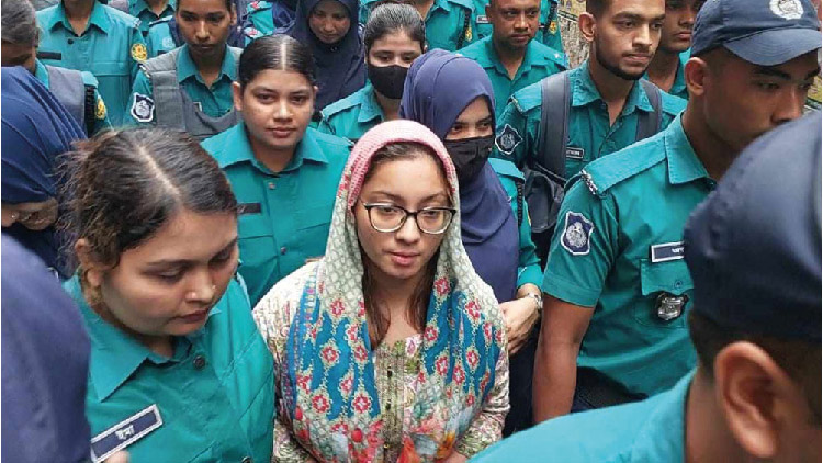 মডেল মেঘনা আলমকে প্রতারণা-চাঁদাবাজির মামলায় গ্রেপ্তার দেখানো হলো